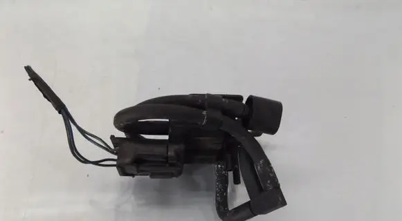Mitsubishi Pajero Vacuum valve 