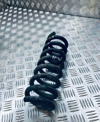 Mercedes-Benz E W212 Rear coil spring