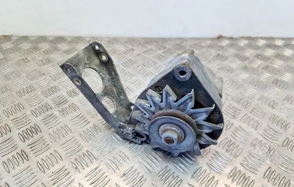 Mercedes-Benz SLC C107 Generator/alternator 0120489025 0310024062