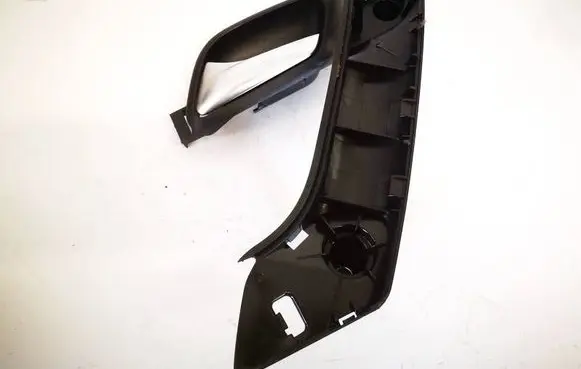 Rear door interior handle