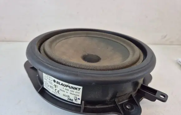Audi A3 S3 A3 Sportback 8P Front door speaker 8P0035411 7606500214