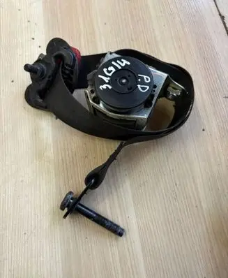 Mini One - Cooper Coupe R56 Front seatbelt 601028800D