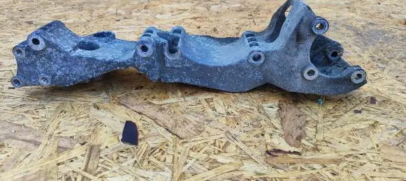 Generator/alternator bracket