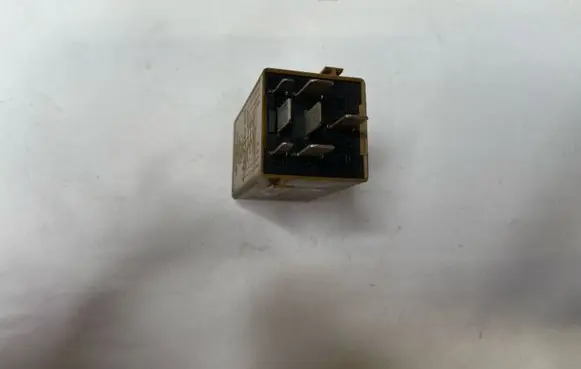 BMW 3 E46 Window control relay 61368384505