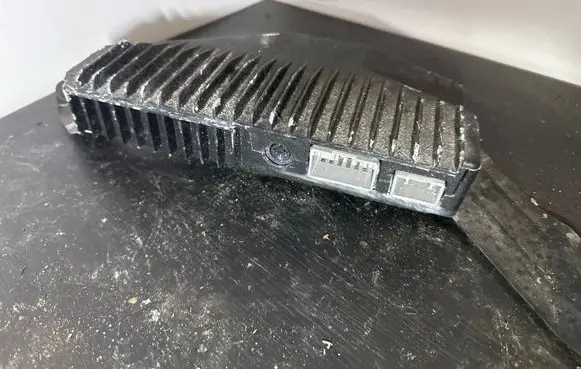 Volvo XC70 Sound amplifier 30752259 06W05