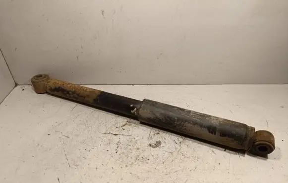 Nissan Navara D40 Rear shock absorber/damper