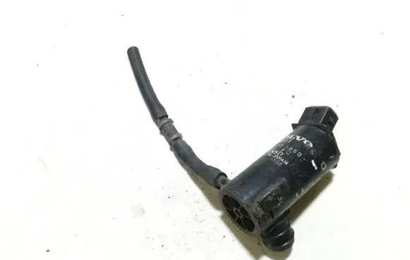 Volvo C70 Windscreen/windshield washer pump 9169611 060210-3950