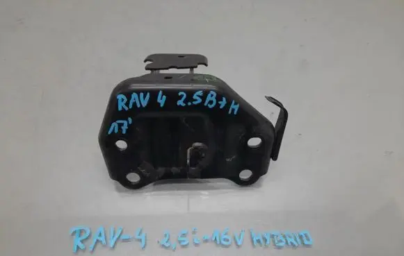 Toyota RAV 4 (XA40) Engine mount vacuum valve 