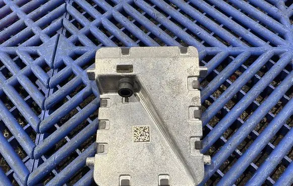 Windshield/windscreen camera