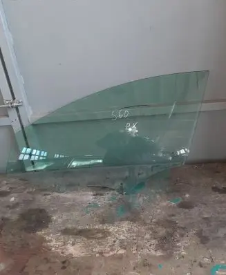 Volvo S60 Front door window glass four-door