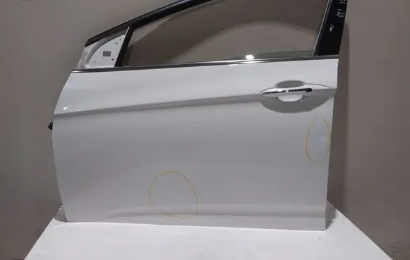 Hyundai i40 Front door