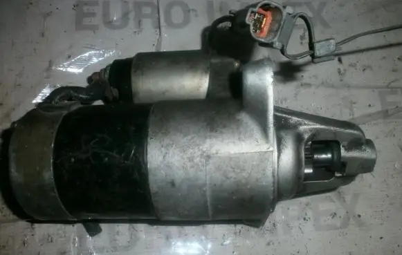 Nissan Prairie Starter motor 2330030r13
