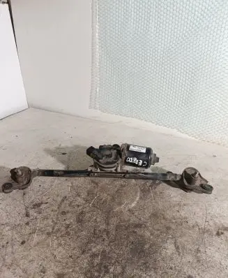 KIA Cerato Front wiper linkage and motor 981102F000 035417760