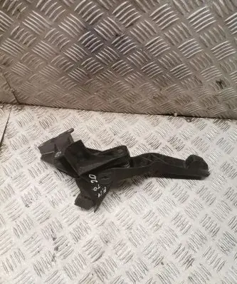 Ford Mondeo Mk III Accelerator throttle pedal 2s719f836da