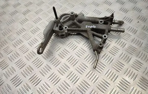 Coolant pipe/hose