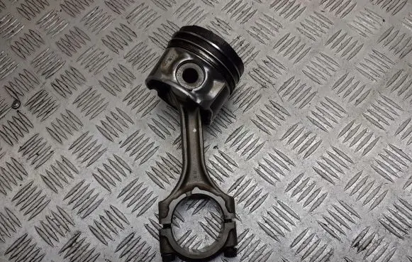 Toyota Avensis T250 Piston BRAK