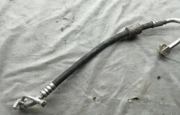 BMW X4 F26 Air conditioning (A/C) pipe/hose 9382718