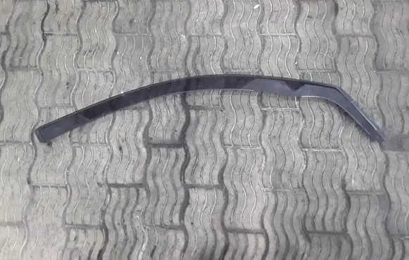 KIA Sorento Front door glass trim molding NOCODE