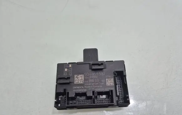 Skoda Octavia Mk3 (5E) Door control unit/module 5Q4959592