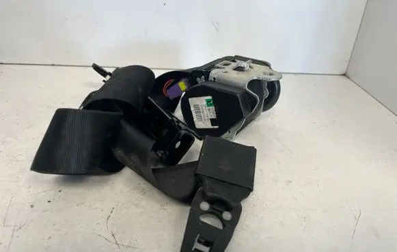 Audi Q7 4L Front seatbelt 4L1857706
