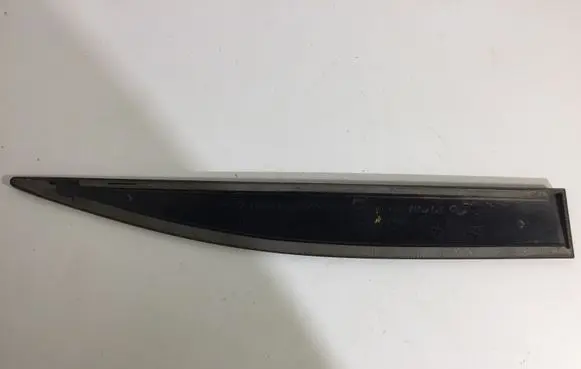 Toyota Yaris Front door trim (molding) PW15602003