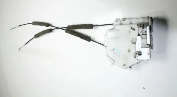 Honda FR-V Coupe door lock (next to the handle) 