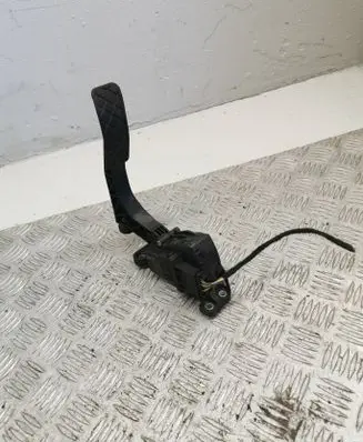 Audi A6 S6 C6 4F Accelerator throttle pedal 4F1723523B 6PV00898406