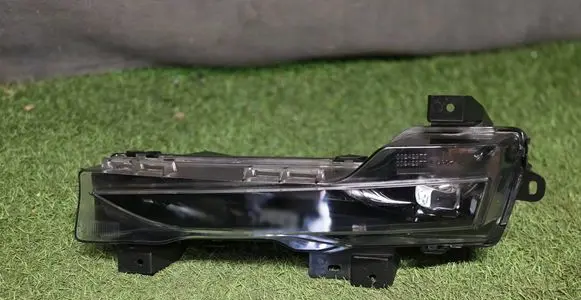 Tesla Model Y LED Daytime headlight 150793200C 29032023 0024301302