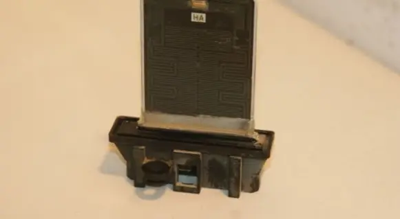 Nissan Almera N16 Heater blower motor/fan resistor 271505M400