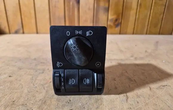 Opel Zafira A Light switch 09133249