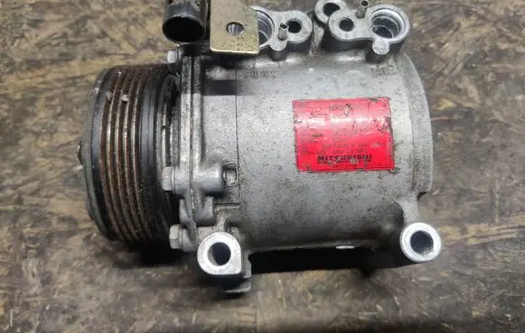 Mitsubishi Colt Air conditioning (A/C) compressor (pump) AKC200A072 MR500007 MSC60CN