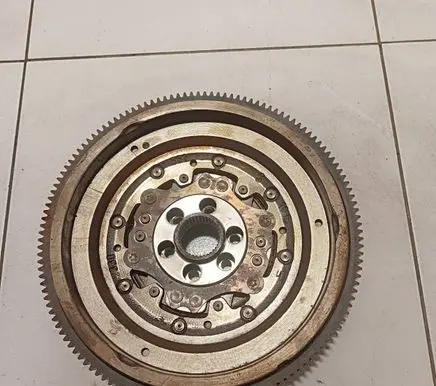 Volkswagen Transporter - Caravelle T5 Flywheel 2295000324 260920043a 561