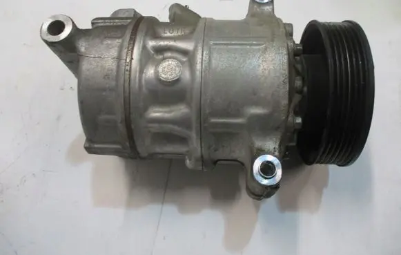 Audi Q3 Air conditioning (A/C) compressor (pump) 5K0820803G