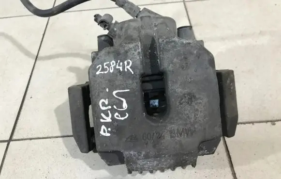 BMW 5 E60 E61 Front brake caliper