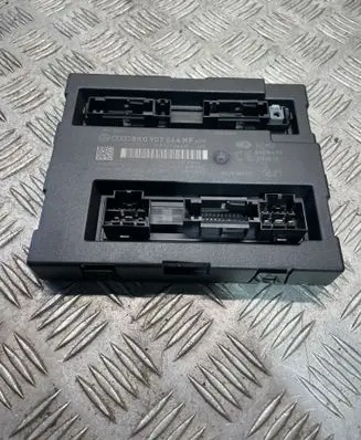Audi A5 8T 8F Comfort/convenience module 8K0907064KF 5DK01235100