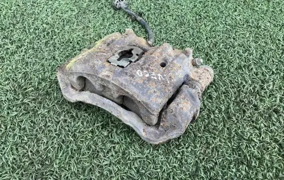 Iveco Daily 4th gen Rear brake caliper 42536625 42536627