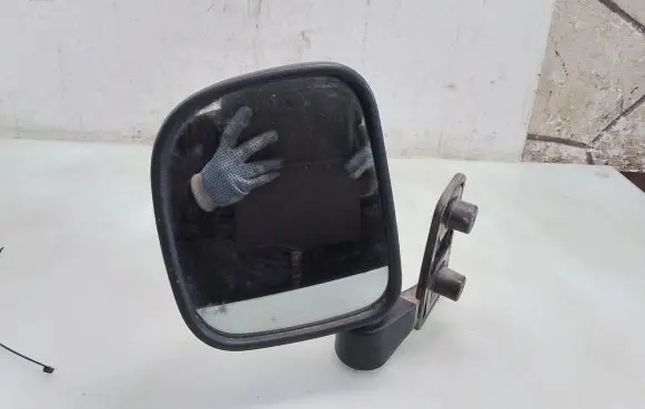 Hyundai H-100 Manual wing mirror 