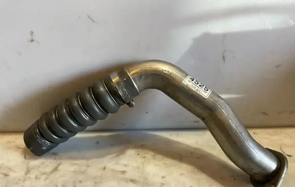 Intercooler hose/pipe
