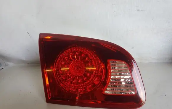 Hyundai Santa Fe Tailgate rear/tail lights 924052B0