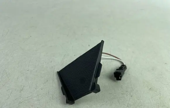 Volkswagen Golf VIII Other interior part 4E0972575