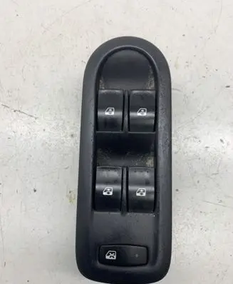 Renault Scenic II - Grand scenic II Electric window control switch 156018070 025330