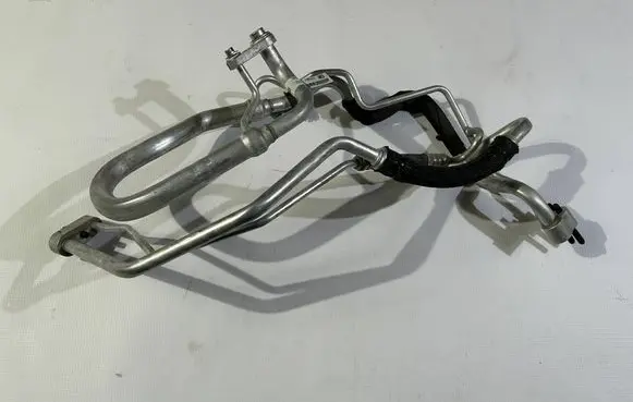 Dodge Durango Air conditioning (A/C) pipe/hose 68217217af