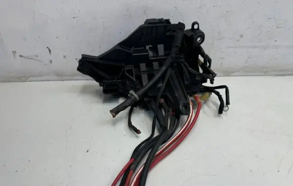 Mercedes-Benz E W213 Fuse box set A2135403939