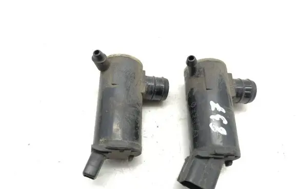 Hyundai ix35 Windscreen/windshield washer pump 985102S000 110324A