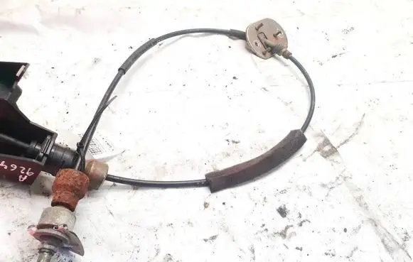 Gear shift cable linkage