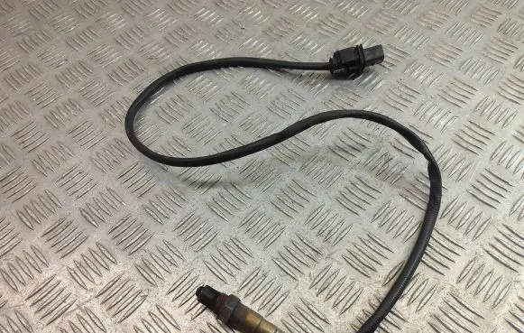 BMW X3 F25 Lambda probe sensor 7589138 0258017230