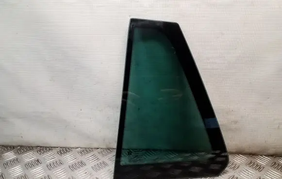 Opel Insignia A Rear vent window glass 
