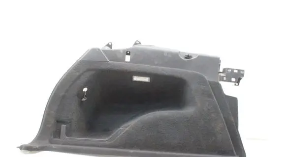 Volkswagen Touareg II Trunk/boot side trim panel 7P6863819