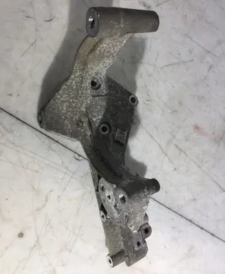 Fiat Ducato Engine mounting bracket 5801848266