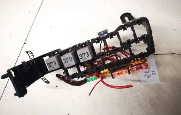 Skoda Superb B5 (3U) Fuse box set 8d1937545